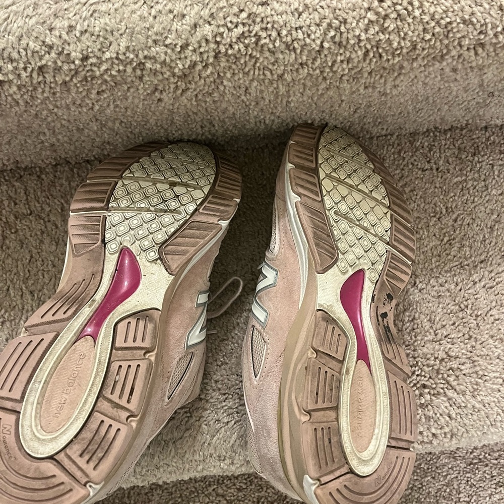 New Balance Men’s 990v4 Light Pink!! - Picture 8 of 9